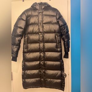 black high gloss long super puff